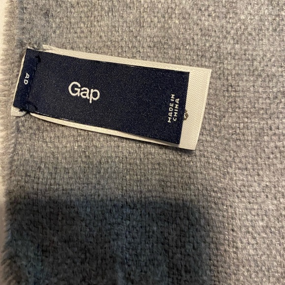 Unisex Acrylic scarf - Picture 2 of 3